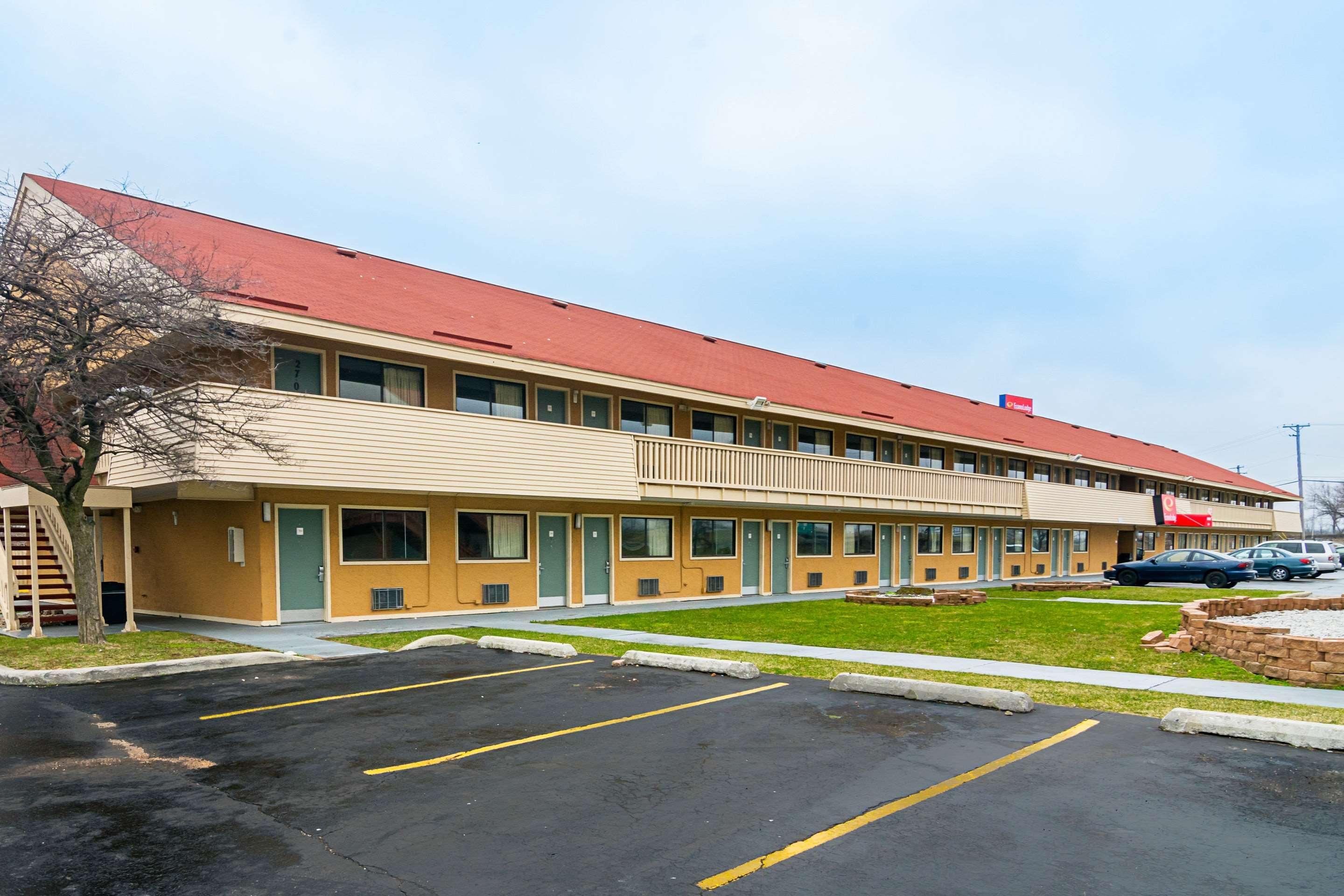 Econo Lodge South Holland Exterior photo